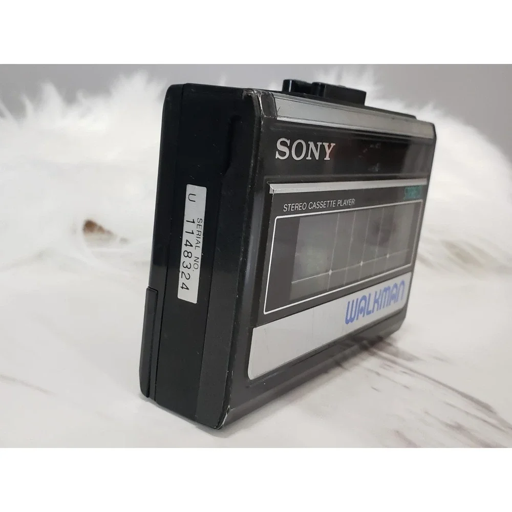 BROKEN FOR PARTS Sony Walkman WM-41 Stereo Cassette Tape Player Portable